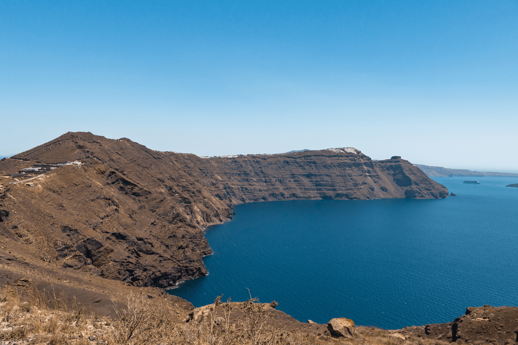 Top 10 Things to Do in Santorini: A Guide to the Island’s Best Experiences